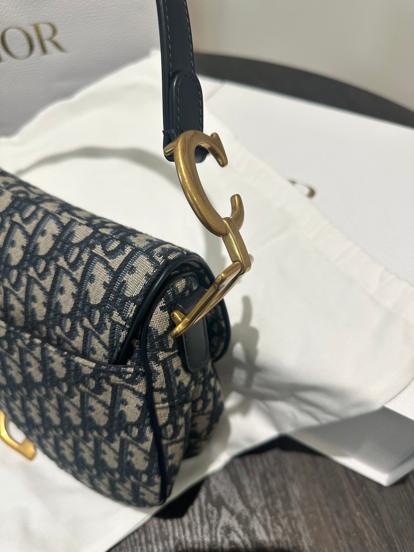Dior
