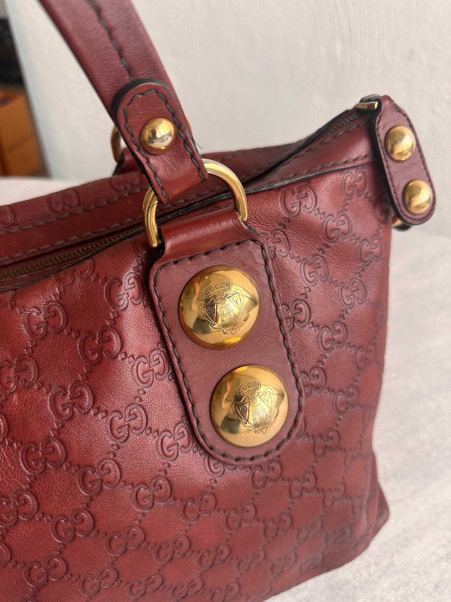 Gucci