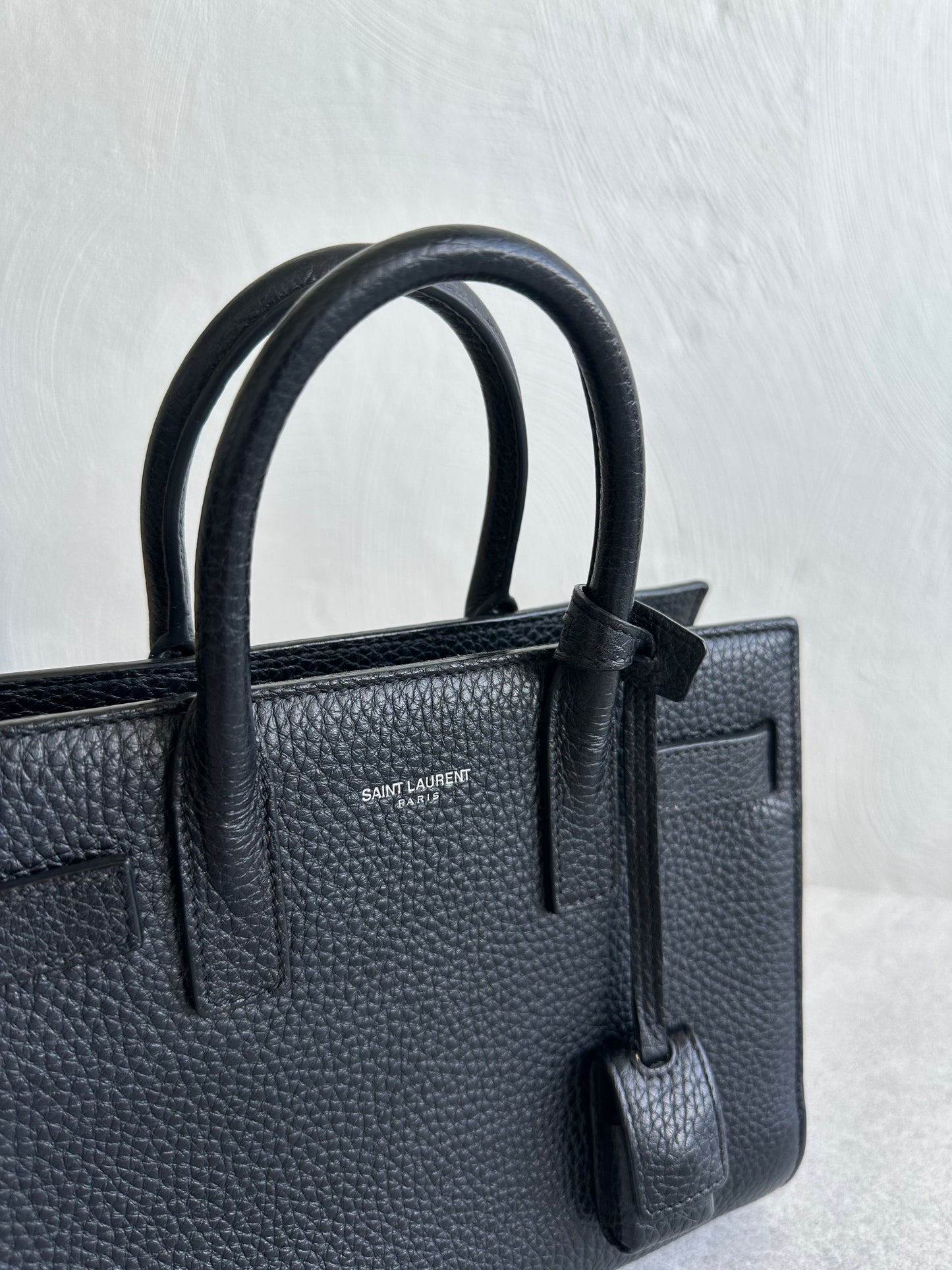 Saint Laurent